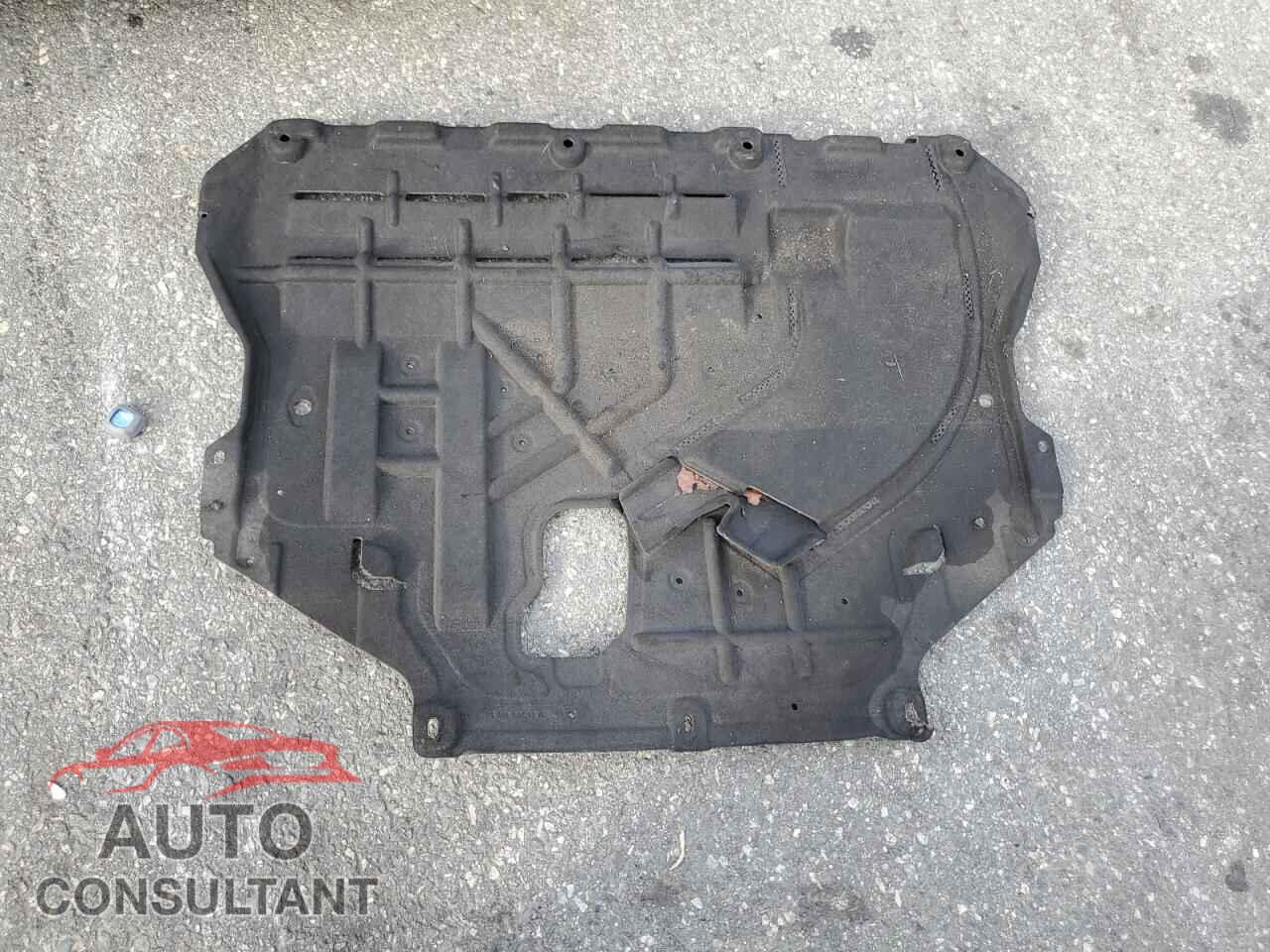 FORD ESCAPE 2017 - 1FMCU0F71HUE19609