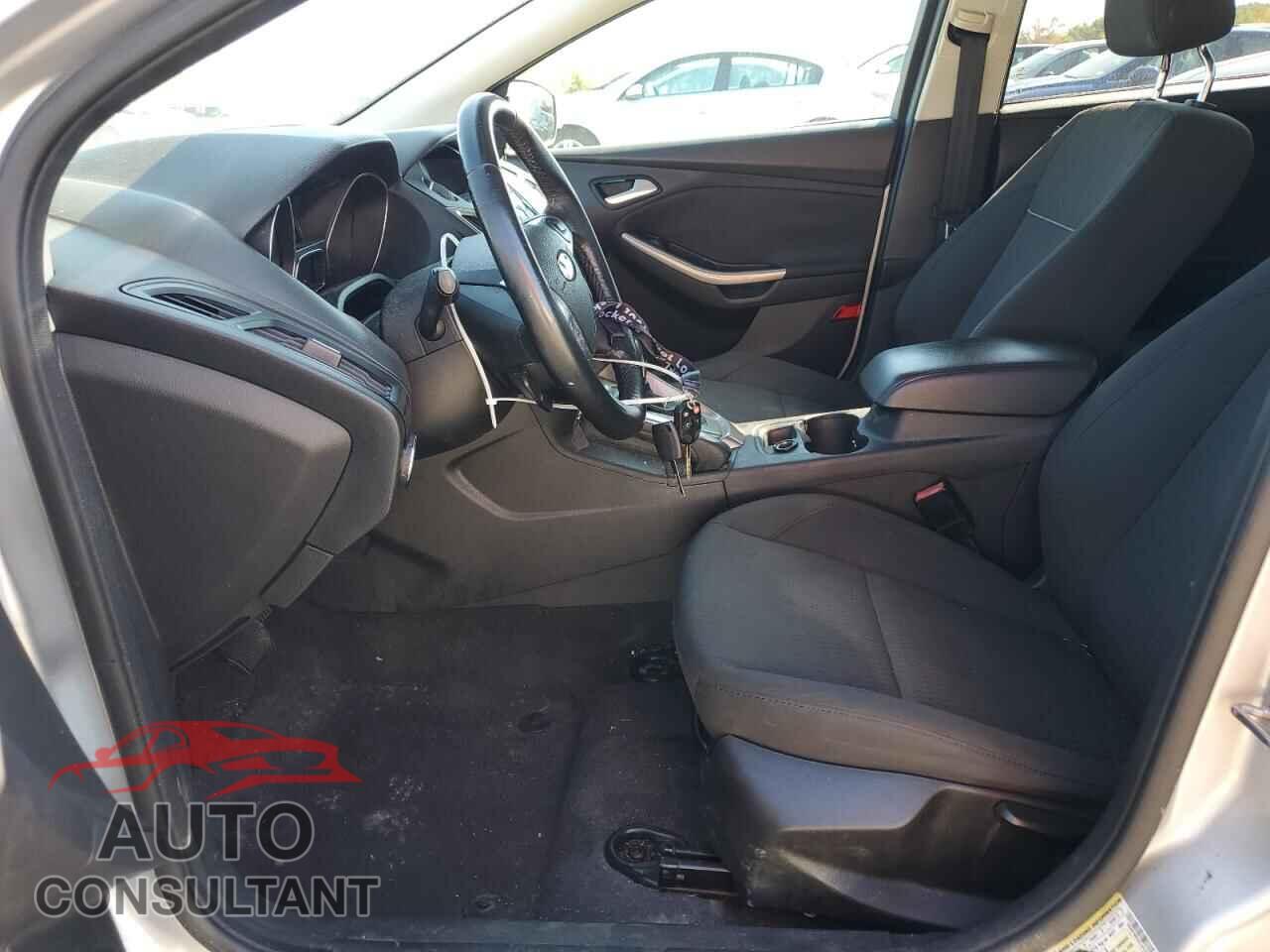 FORD FOCUS 2012 - 1FAHP3H23CL331038