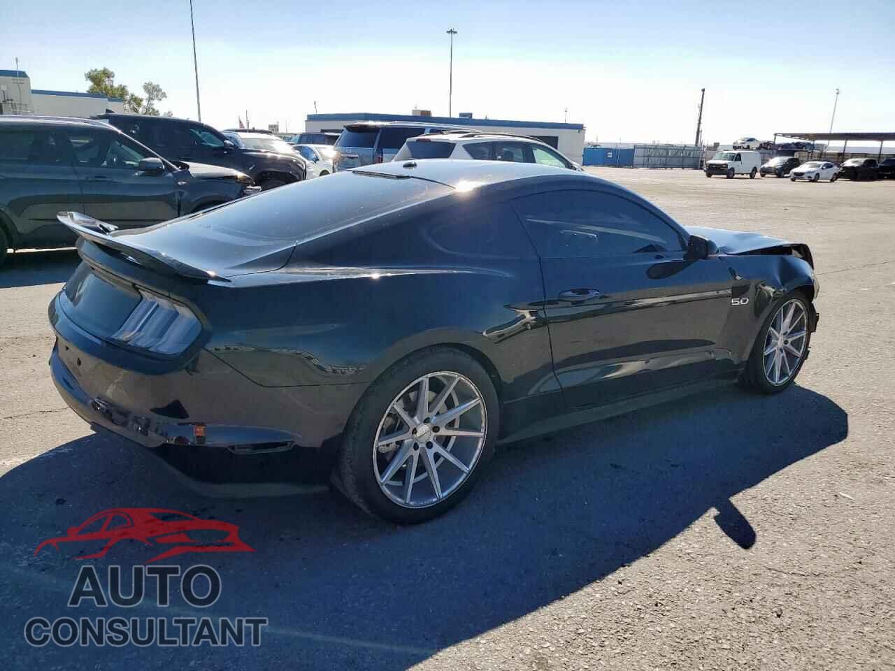 FORD MUSTANG 2019 - 1FA6P8CF8K5166752