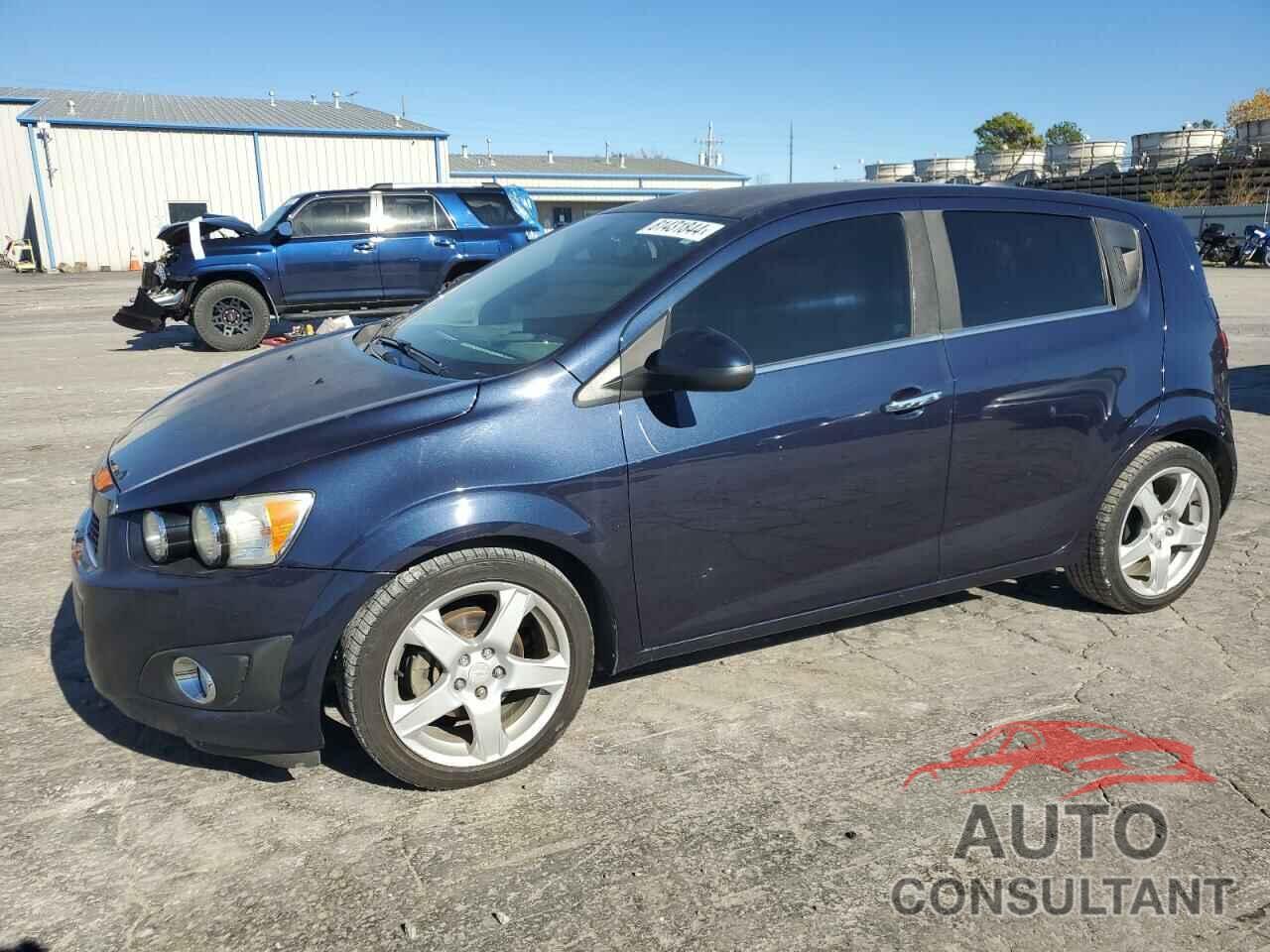 CHEVROLET SONIC 2016 - 1G1JE6SB0G4135806