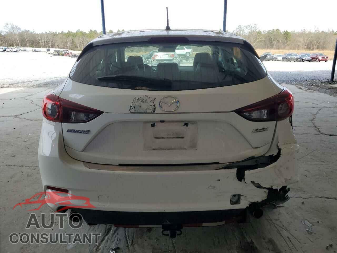 MAZDA 3 2017 - 3MZBN1L79HM114027