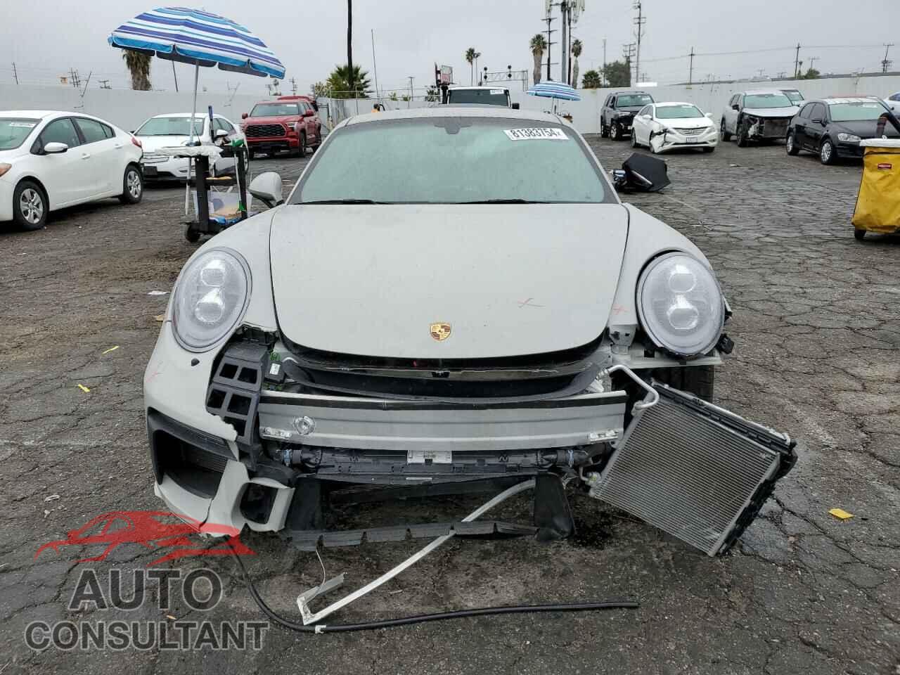 PORSCHE 911 2018 - WP0AC2A91JS175089