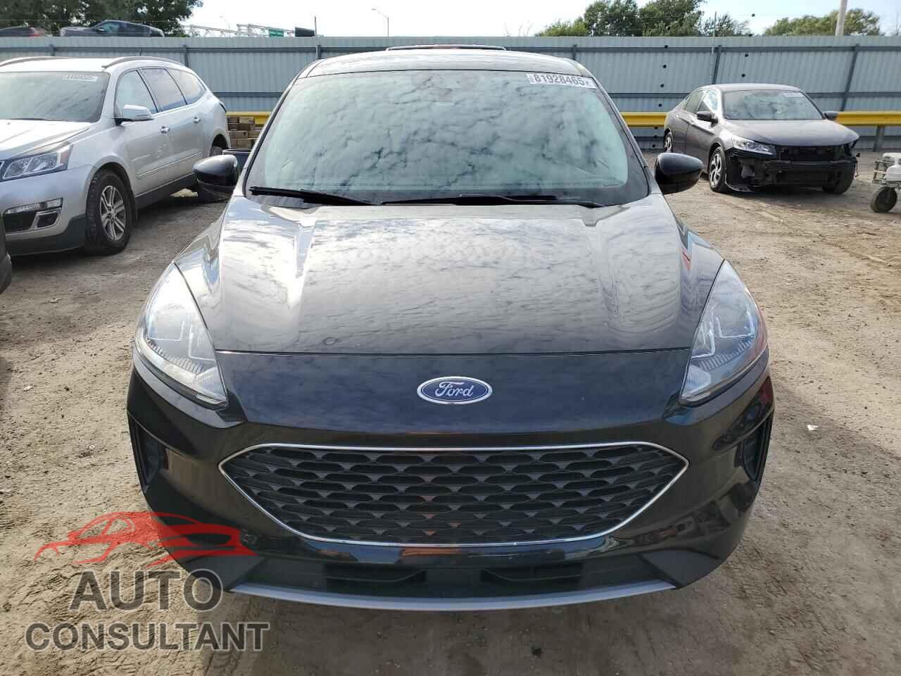 FORD ESCAPE 2021 - 1FMCU9G62MUB15225