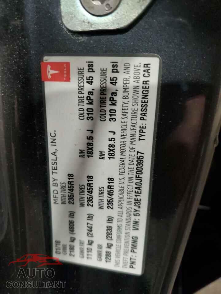 TESLA MODEL 3 2018 - 5YJ3E1EA0JF003957