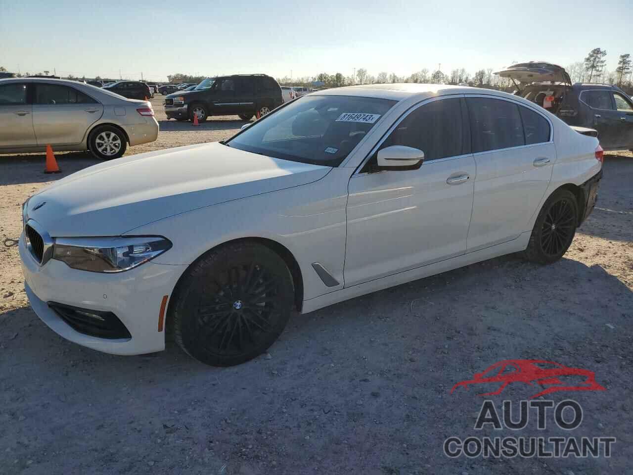 BMW 5 SERIES 2018 - WBAJA5C55JWA39123