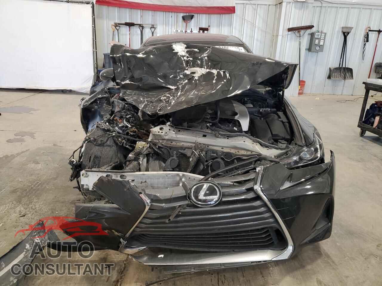 LEXUS IS 2017 - JTHCM1D29H5025270