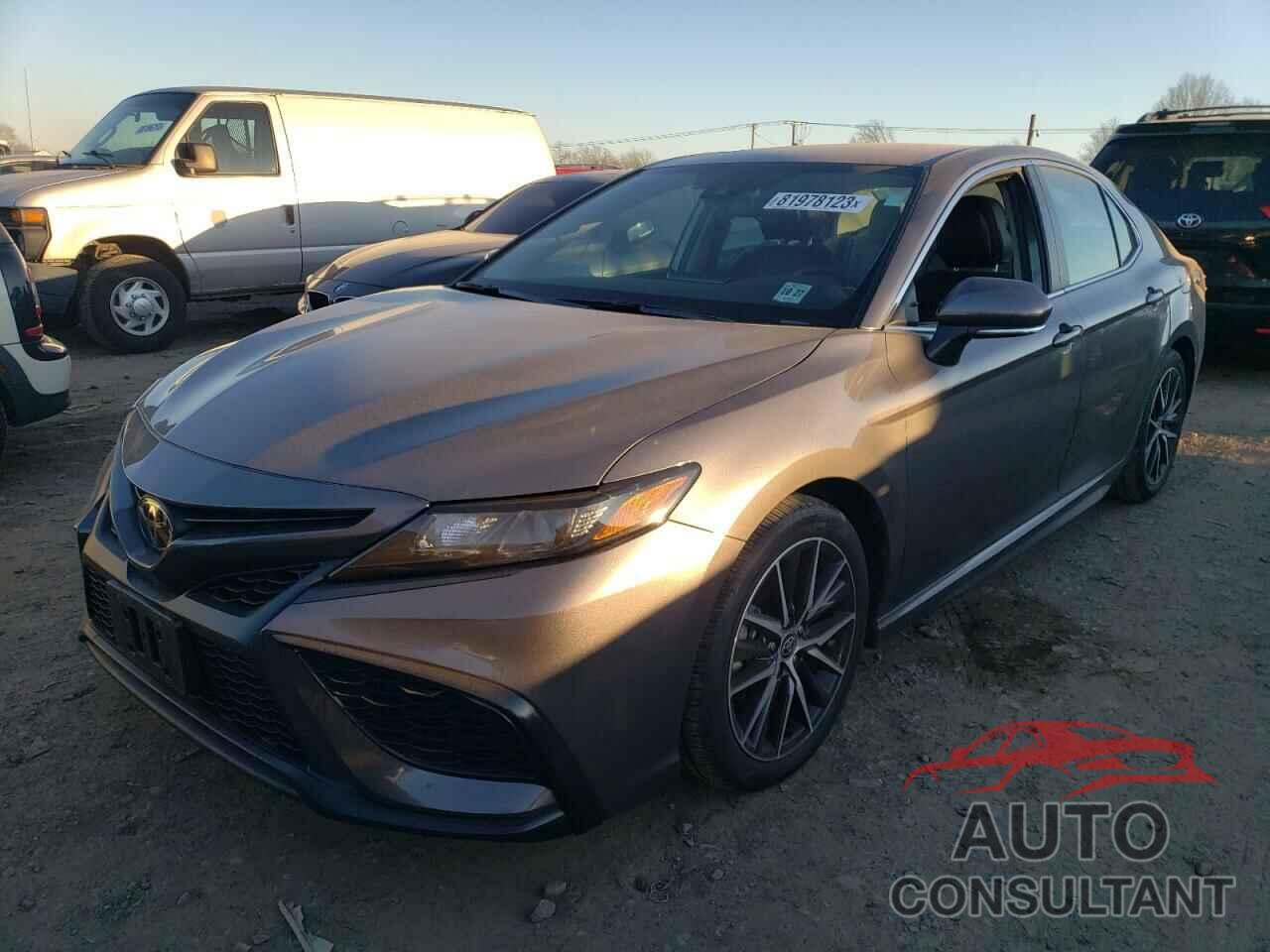 TOYOTA CAMRY 2023 - 4T1G11BK4PU081132