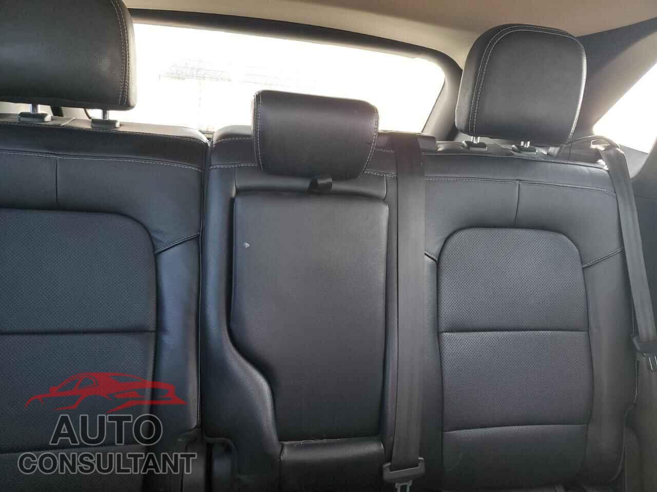 FORD ESCAPE 2020 - 1FMCU9J97LUA40135