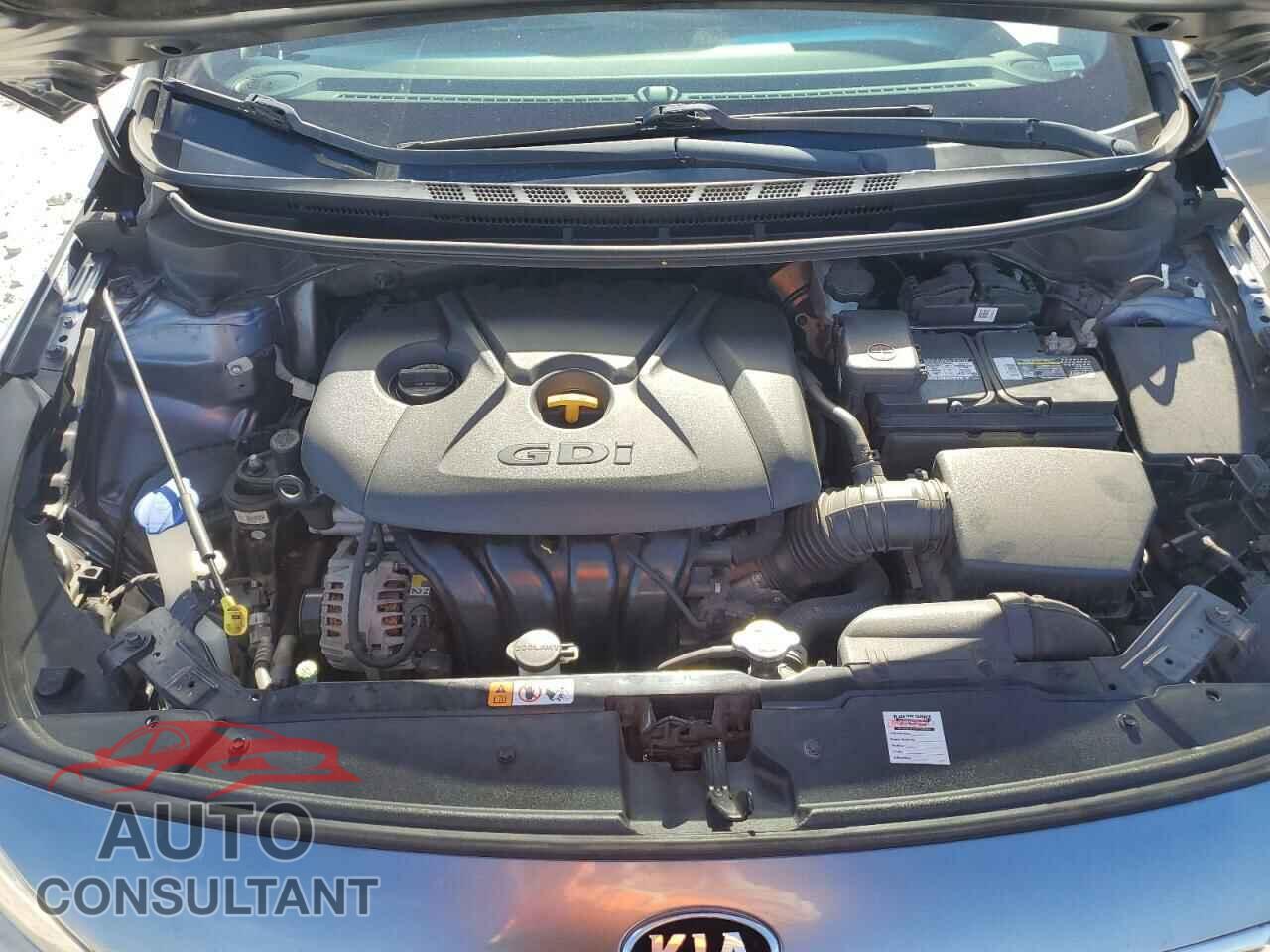 KIA FORTE 2017 - 3KPFL4A82HE005104
