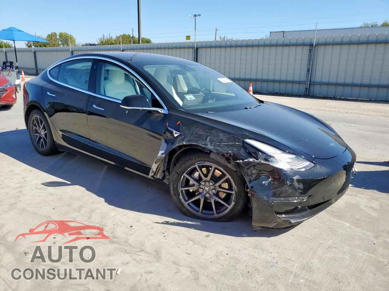 TESLA MODEL 3 2018 - 5YJ3E1EB8JF099152