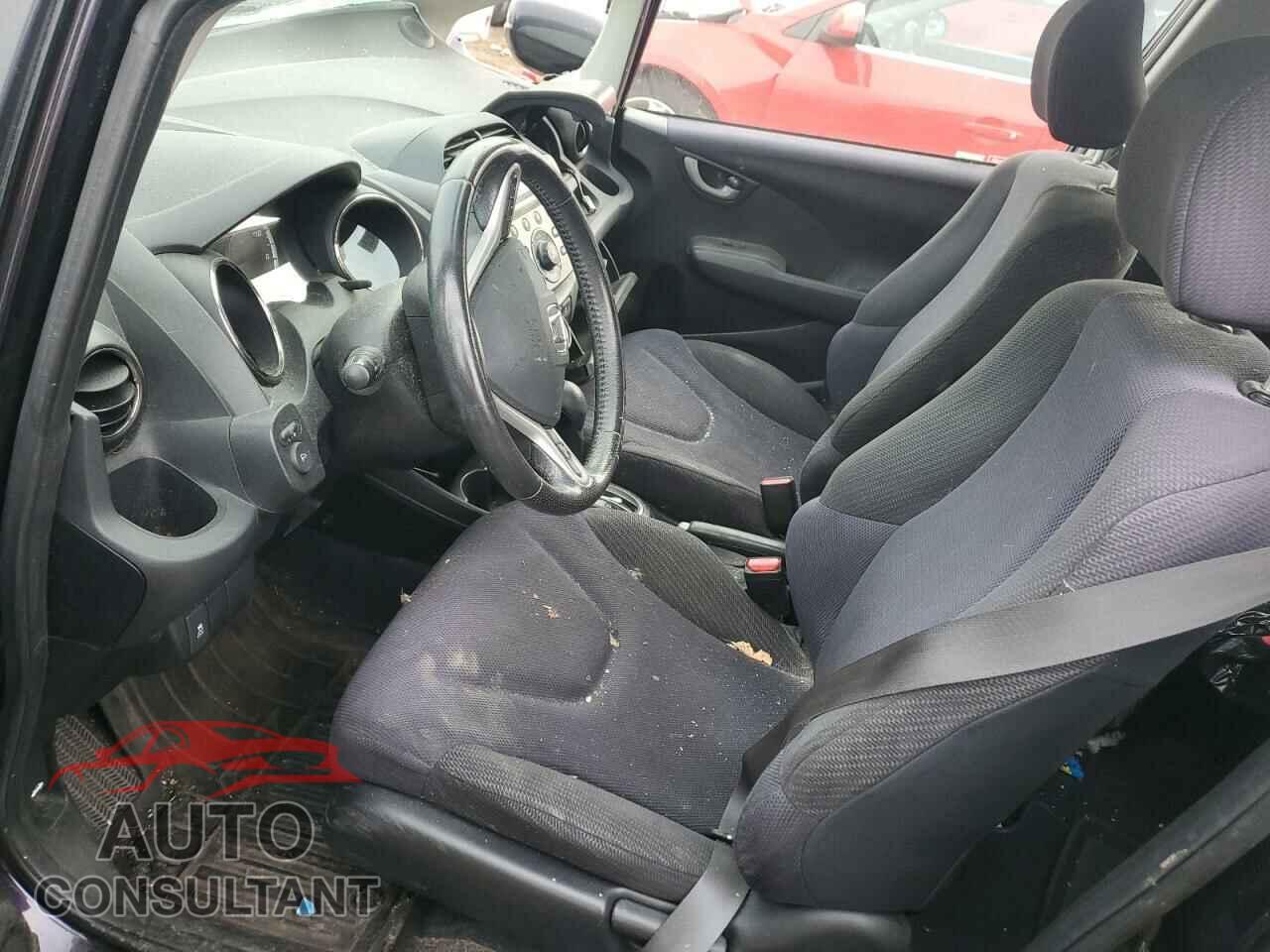 HONDA FIT 2013 - JHMGE8H50DC055212