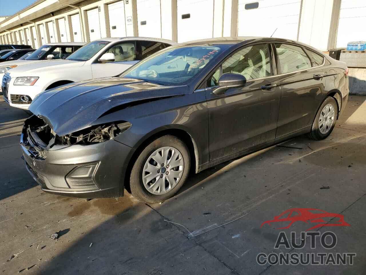 FORD FUSION 2019 - 3FA6P0G71KR282425