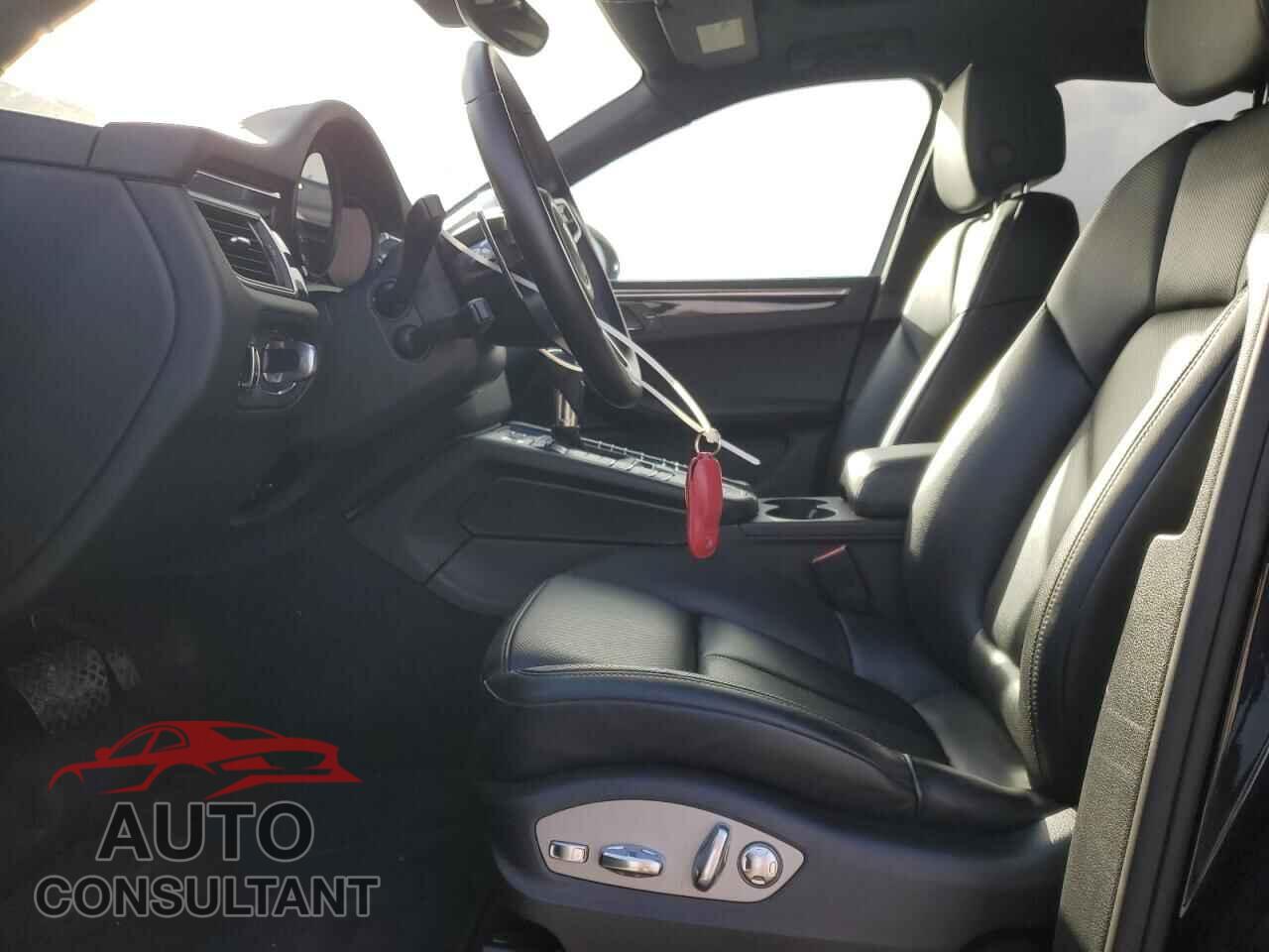 PORSCHE MACAN 2018 - WP1AA2A54JLB08482