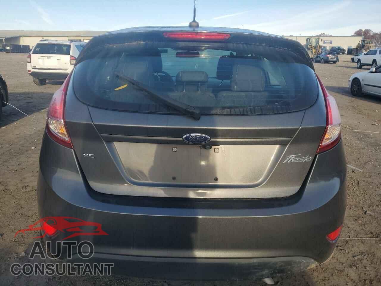 FORD FIESTA 2018 - 3FADP4EJ4JM123763