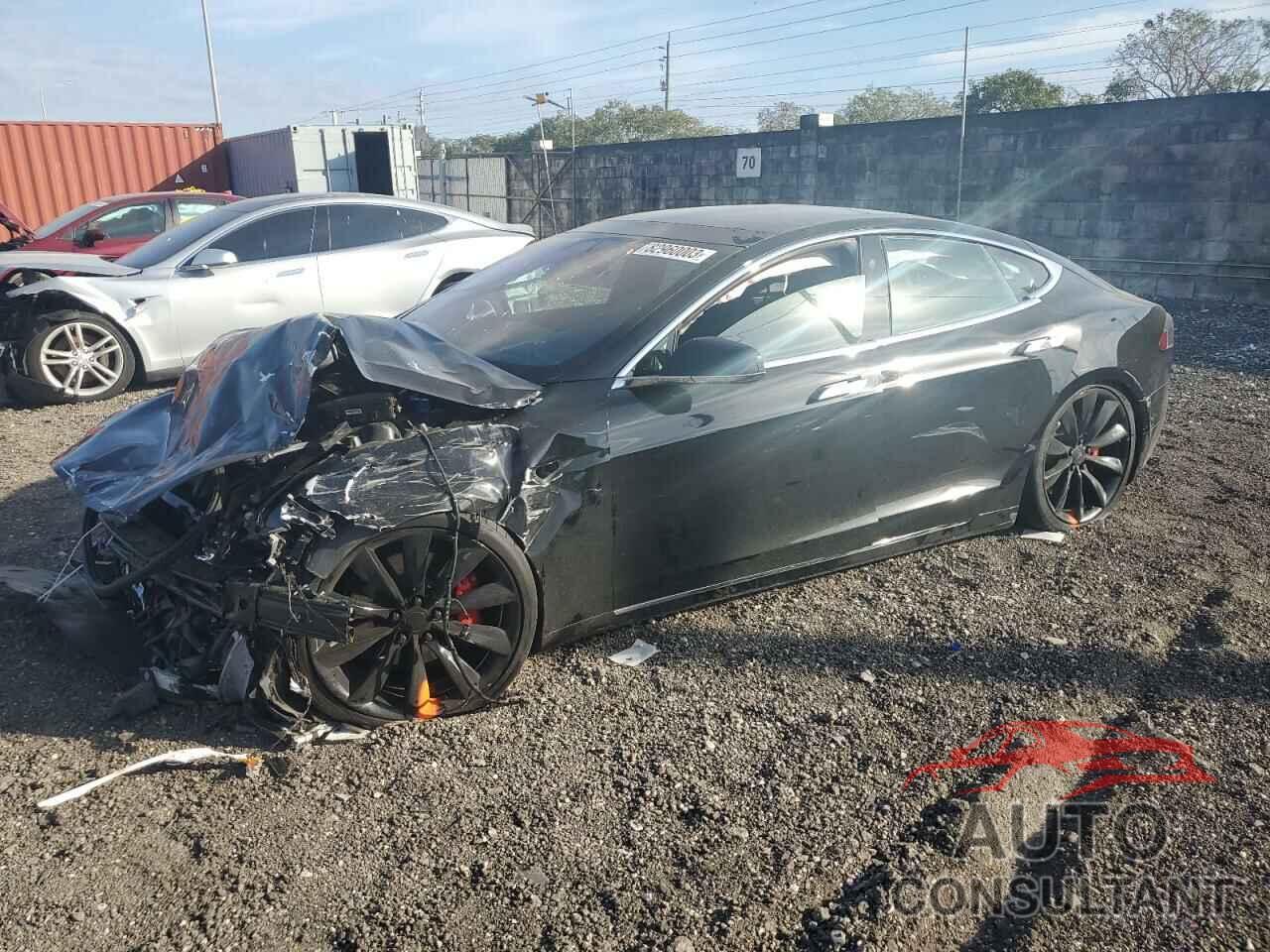 TESLA MODEL S 2018 - 5YJSA1E47JF293194