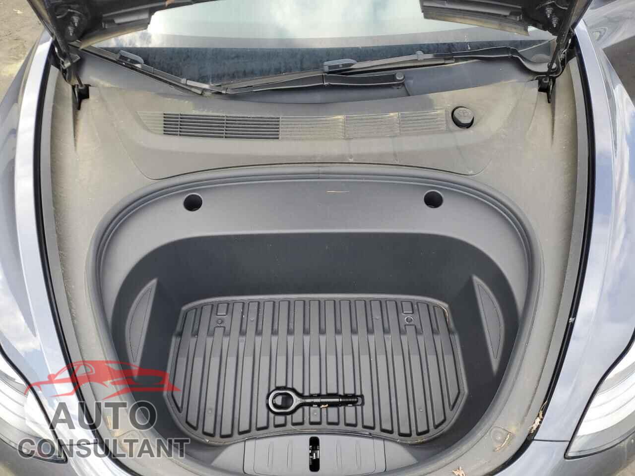 TESLA MODEL 3 2023 - 5YJ3E1EA4PF700024