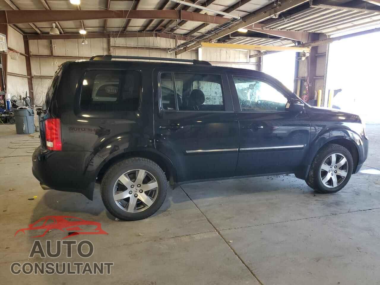 HONDA PILOT 2015 - 5FNYF4H97FB032532