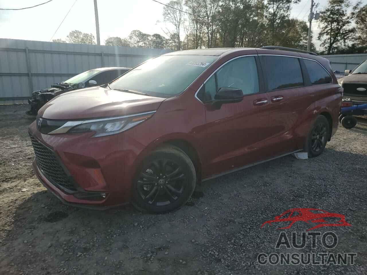 TOYOTA SIENNA 2024 - 5TDXSKFC4RS112915