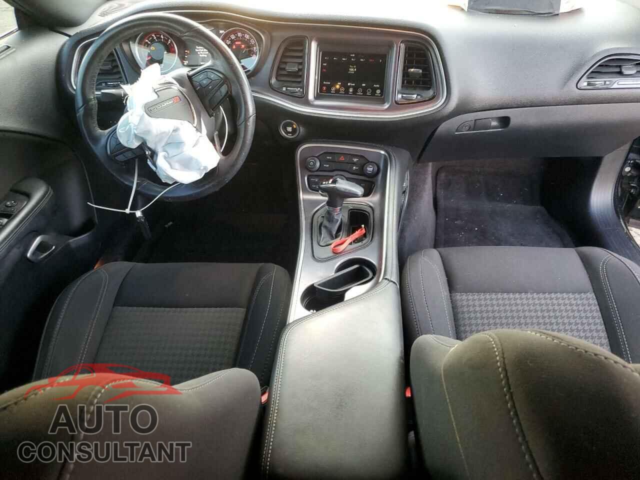 DODGE CHALLENGER 2018 - 2C3CDZBT3JH131177