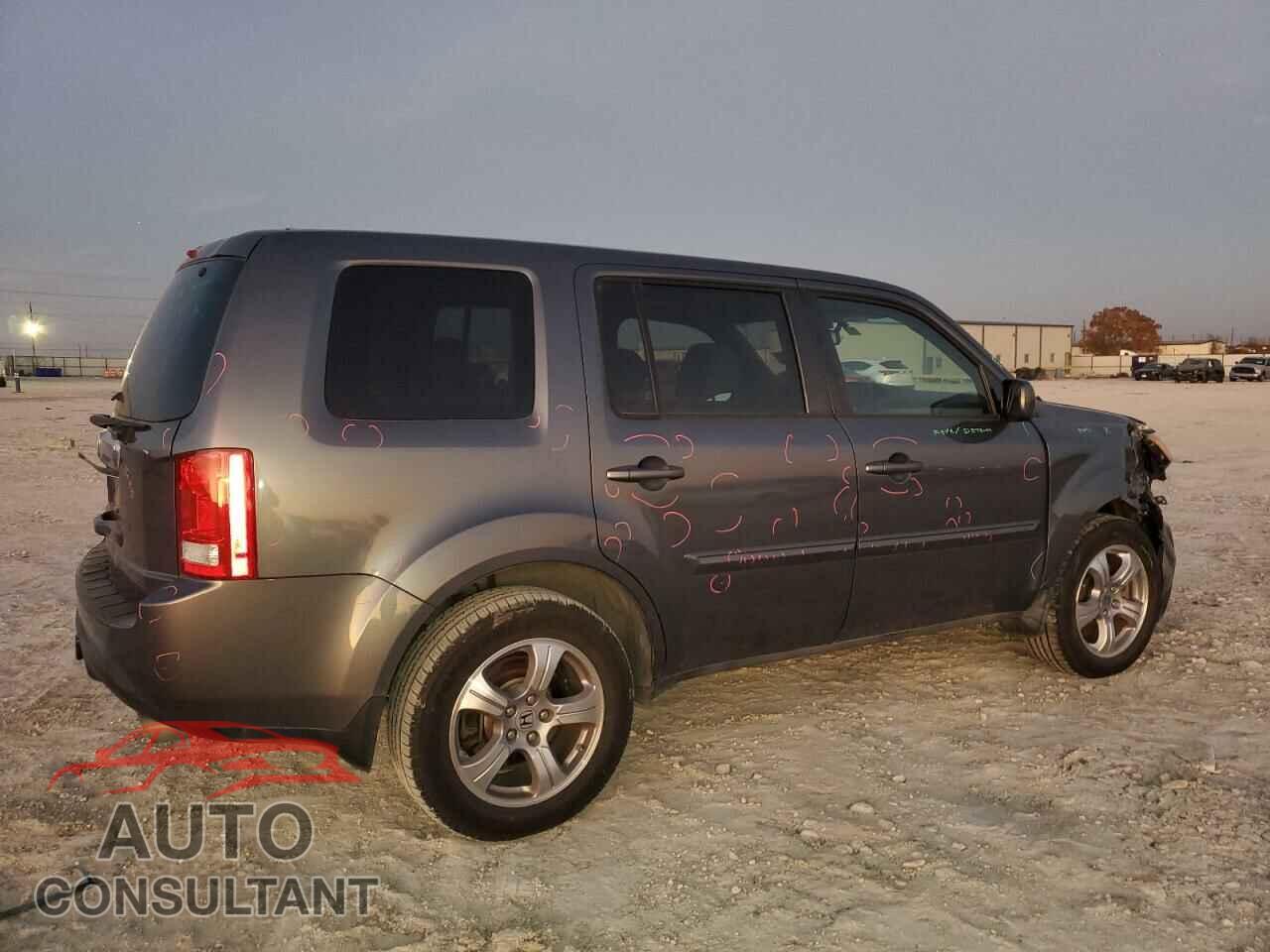 HONDA PILOT 2013 - 5FNYF3H62DB010449