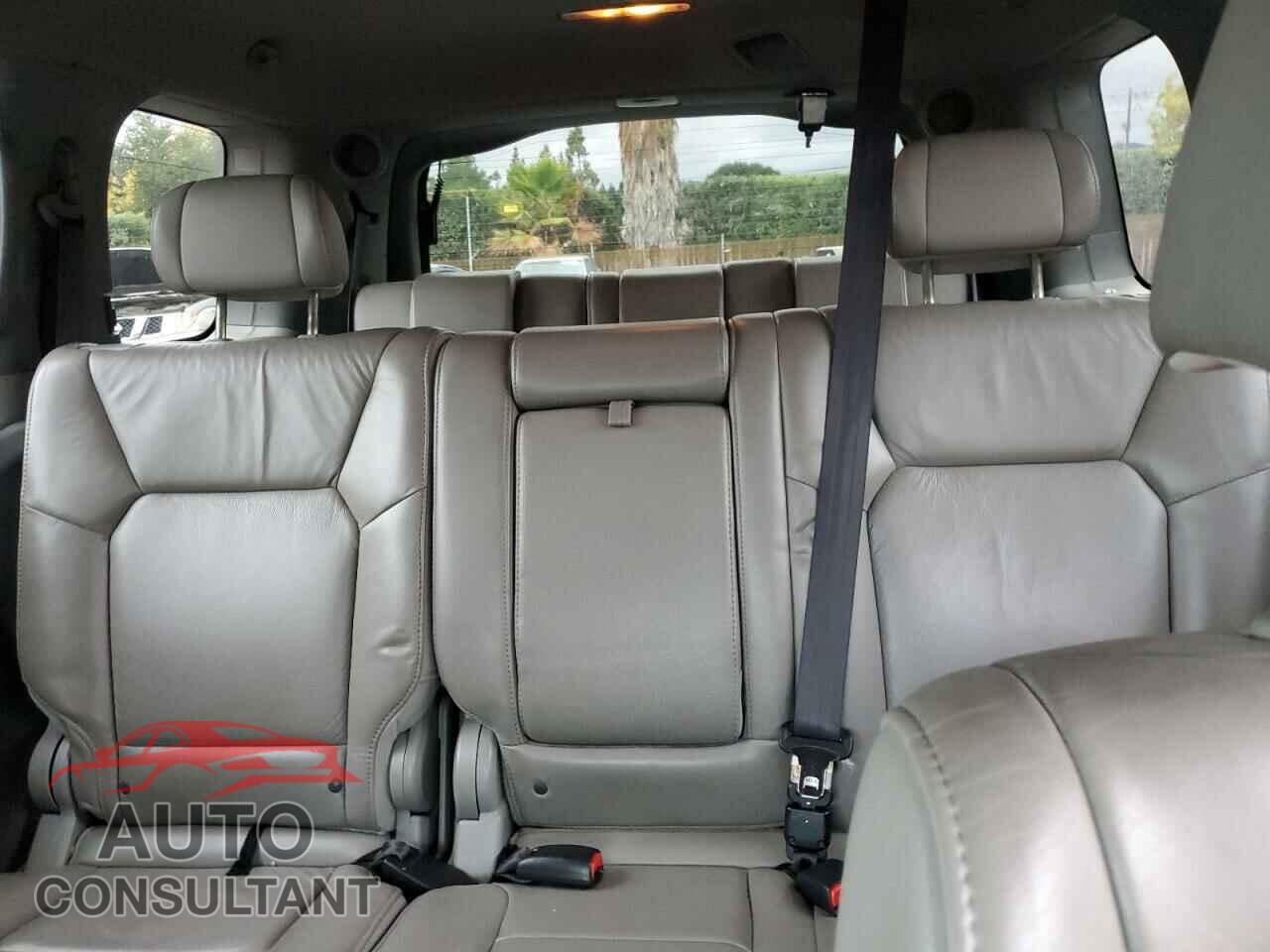 HONDA PILOT 2011 - 5FNYF3H71BB031377