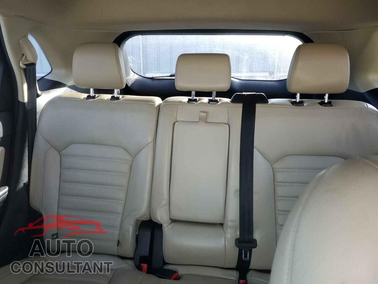 FORD EDGE 2018 - 2FMPK3J93JBC22101
