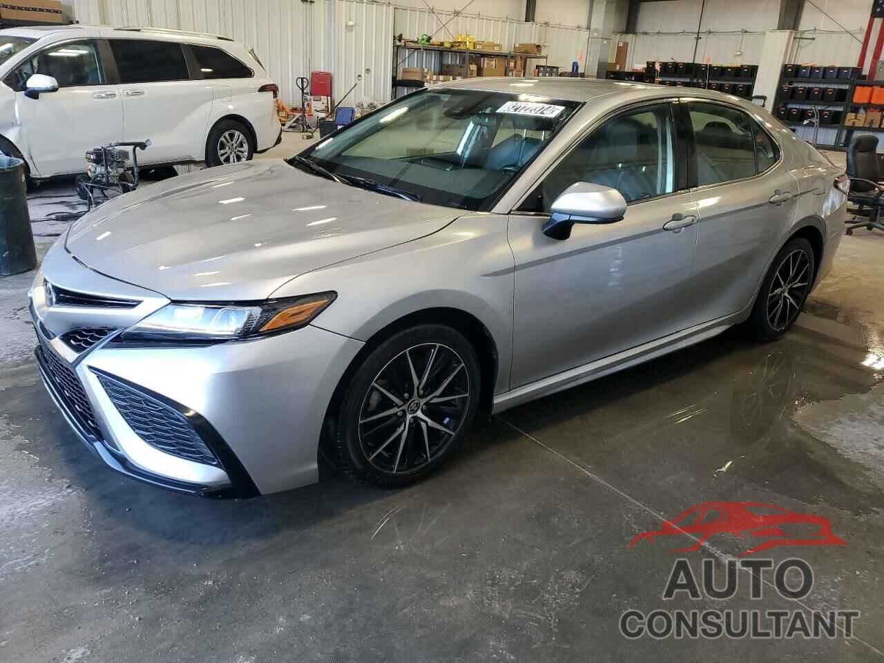 TOYOTA CAMRY 2021 - 4T1G11AK7MU525648