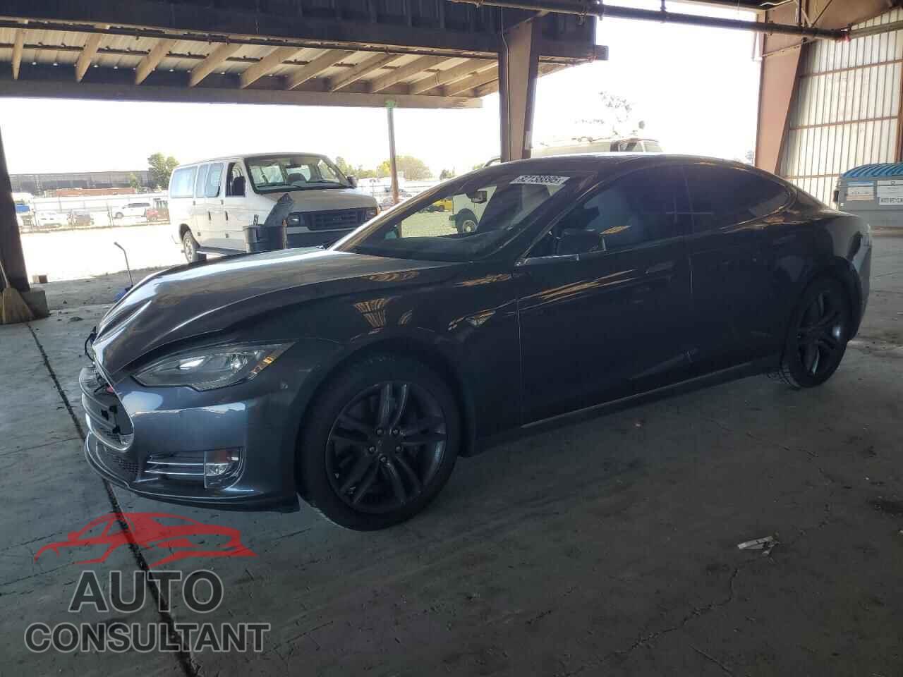 TESLA MODEL S 2014 - 5YJSA1H15EFP61124