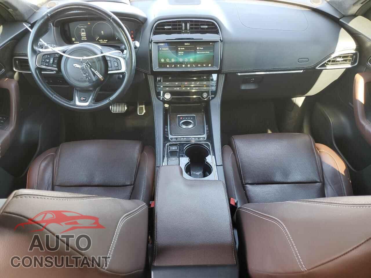 JAGUAR F-PACE 2017 - SADCM2BV1HA492313