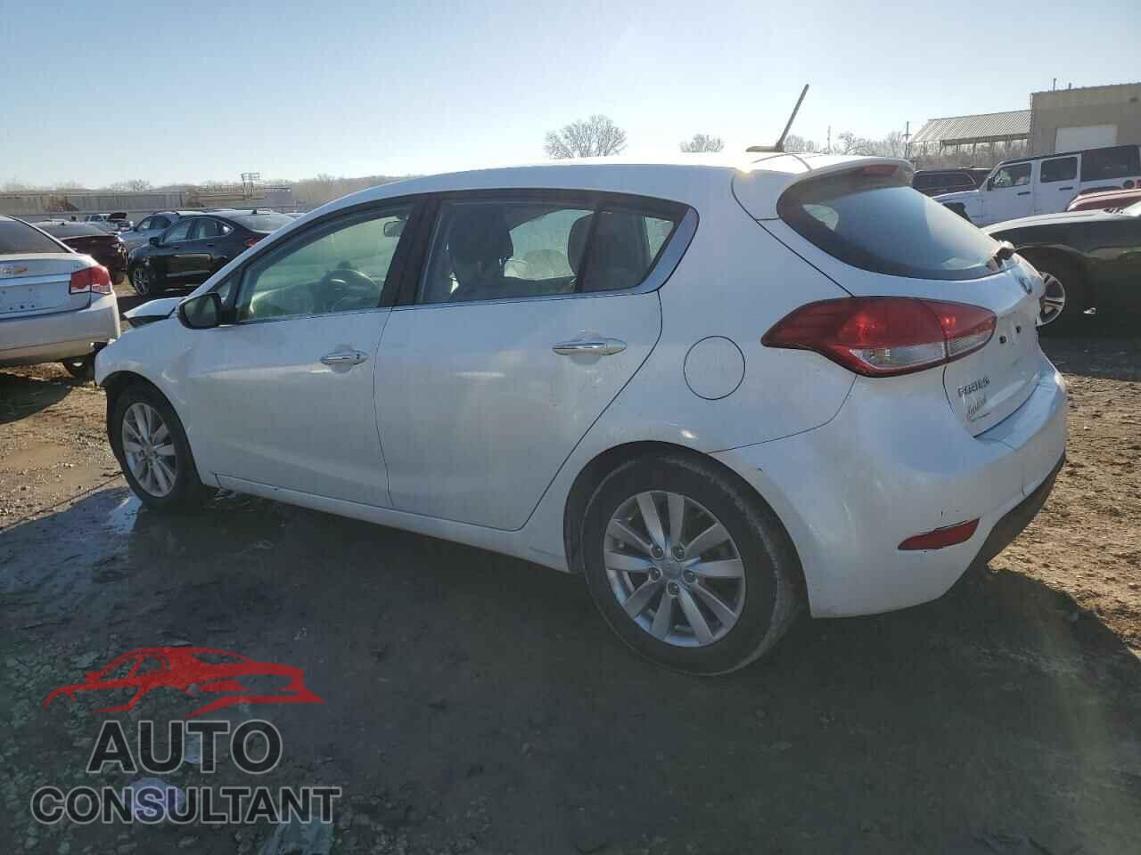 KIA FORTE 2015 - KNAFX5A84F5300463