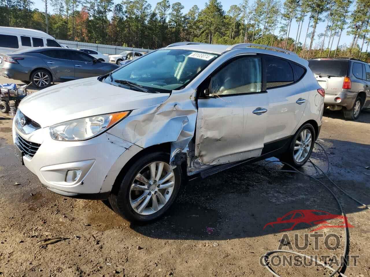 HYUNDAI TUCSON 2011 - KM8JUCAC6BU248926