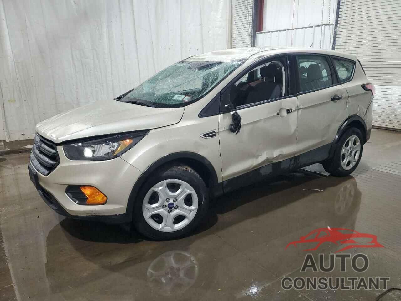 FORD ESCAPE 2018 - 1FMCU0F74JUD40635