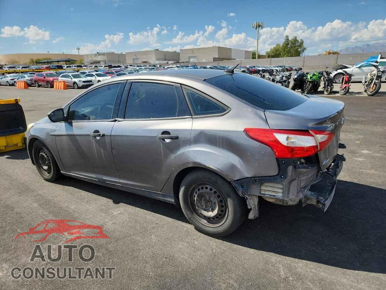 FORD FOCUS 2014 - 1FADP3E20EL155443