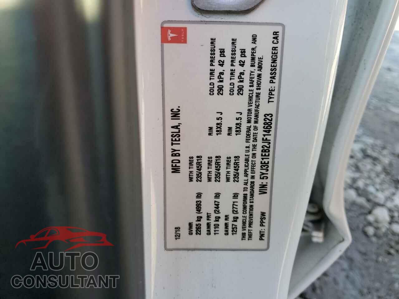 TESLA MODEL 3 2018 - 5YJ3E1EB2JF146823