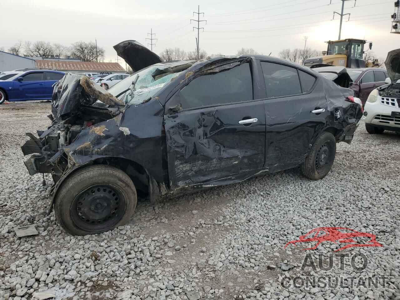 NISSAN VERSA 2019 - 3N1CN7AP9KL844338