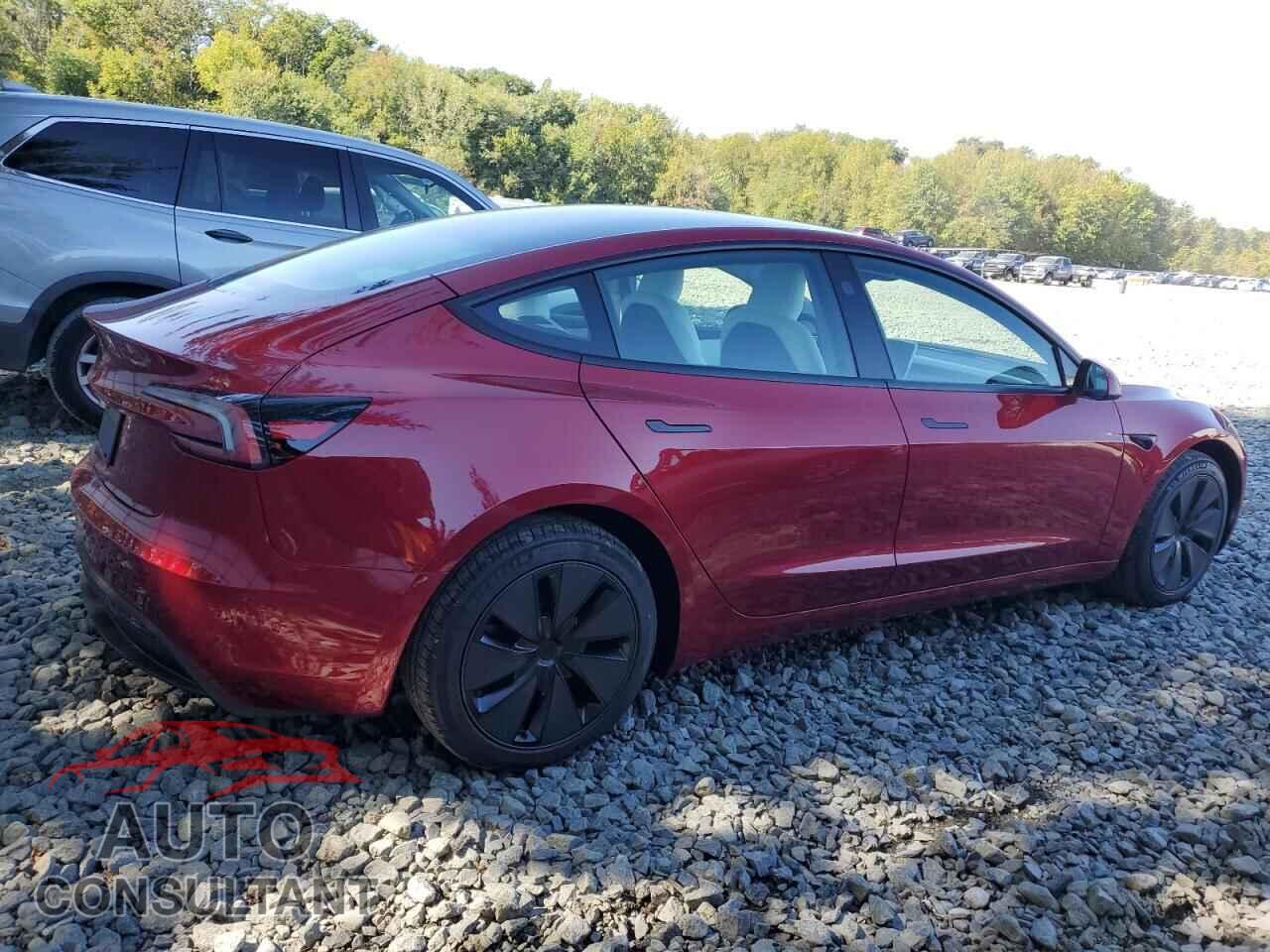 TESLA MODEL 3 2025 - 5YJ3E1EA1SF077017