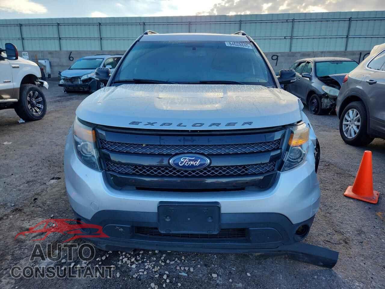 FORD EXPLORER 2015 - 1FM5K8GT9FGA93210