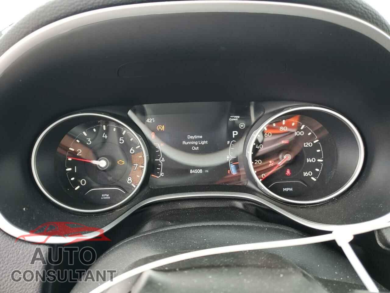 JEEP COMPASS 2018 - 3C4NJDBB4JT402116
