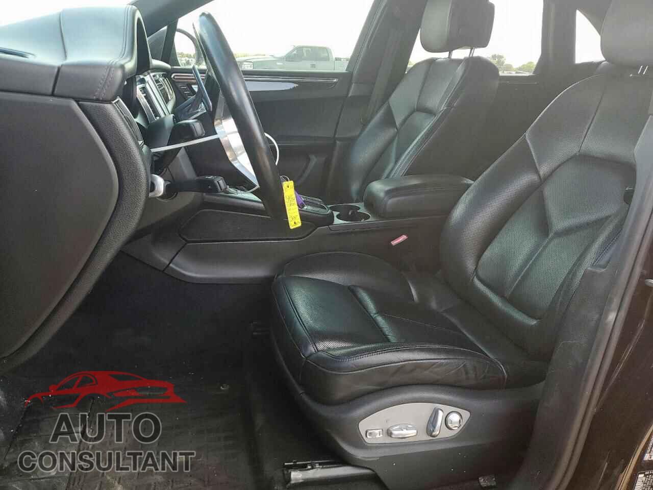 PORSCHE MACAN 2016 - WP1AB2A51GLB45933