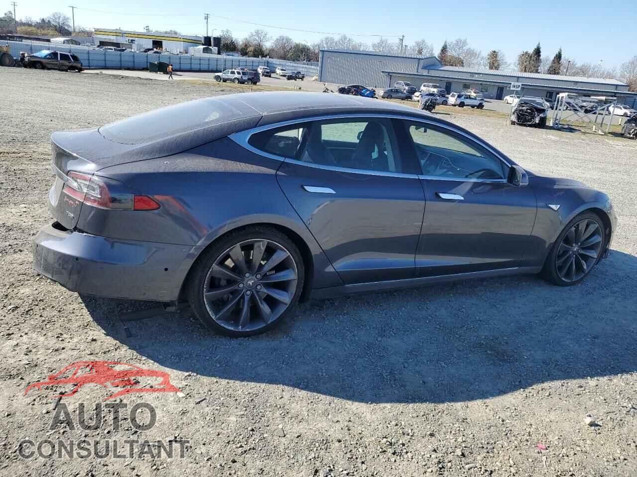 TESLA MODEL S 2015 - 5YJSA1S23FF096856