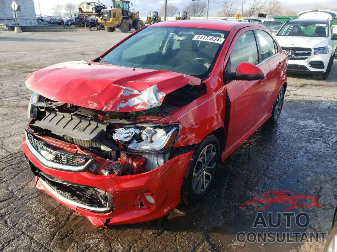 CHEVROLET SONIC 2018 - 1G1JD5SH5J4111185