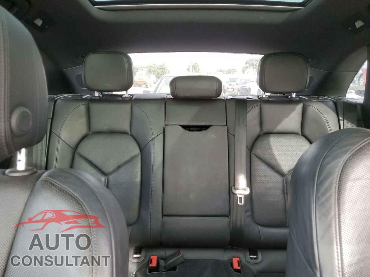 PORSCHE MACAN 2016 - WP1AB2A54GLB42556