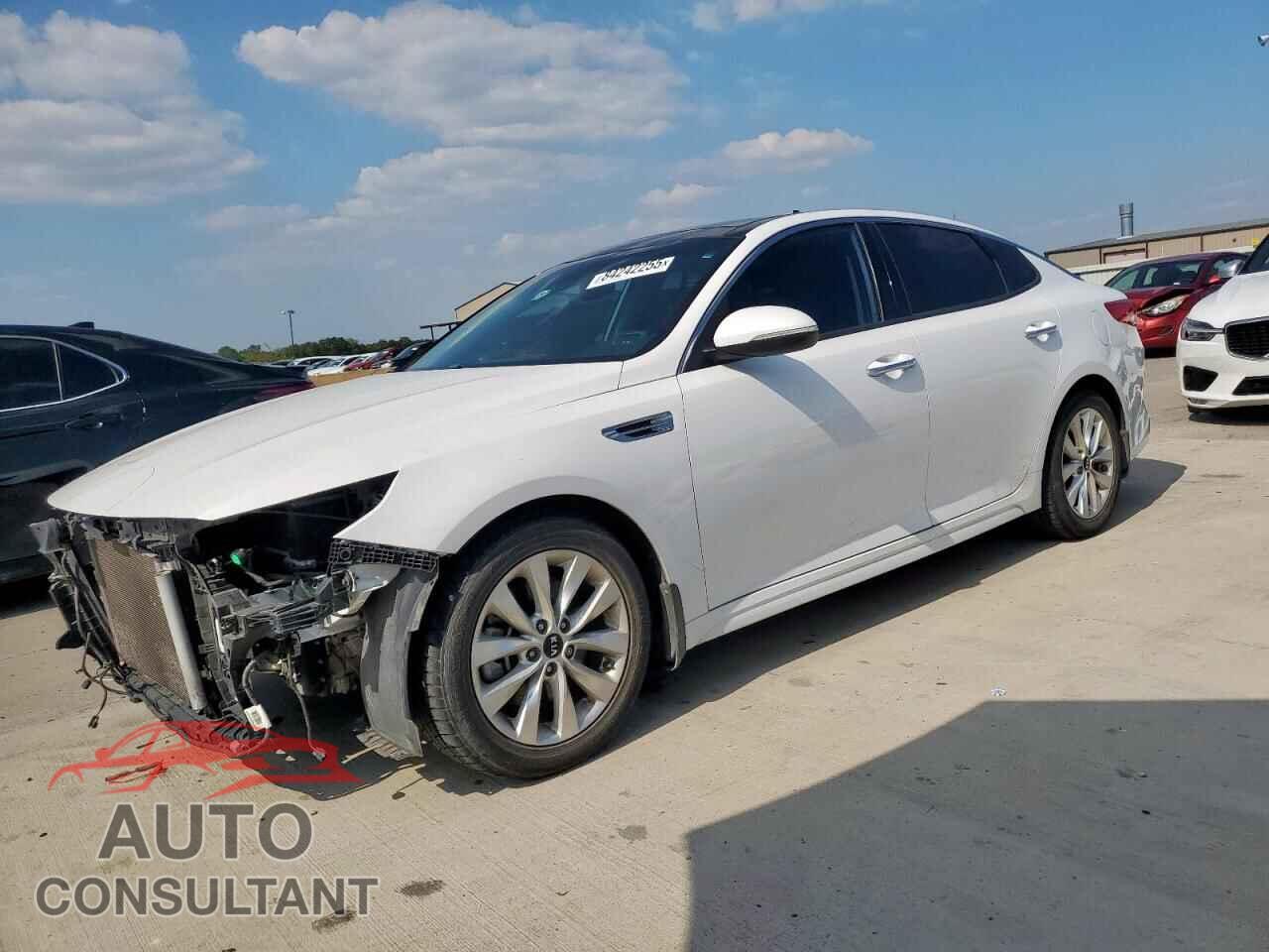 KIA OPTIMA 2018 - 5XXGU4L35JG225515