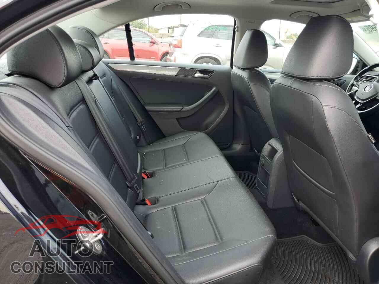 VOLKSWAGEN JETTA 2017 - 3VWB67AJ5HM413206