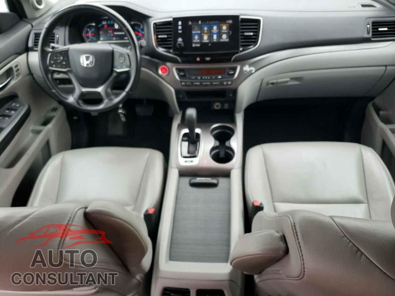 HONDA PILOT 2019 - 5FNYF6H5XKB082327