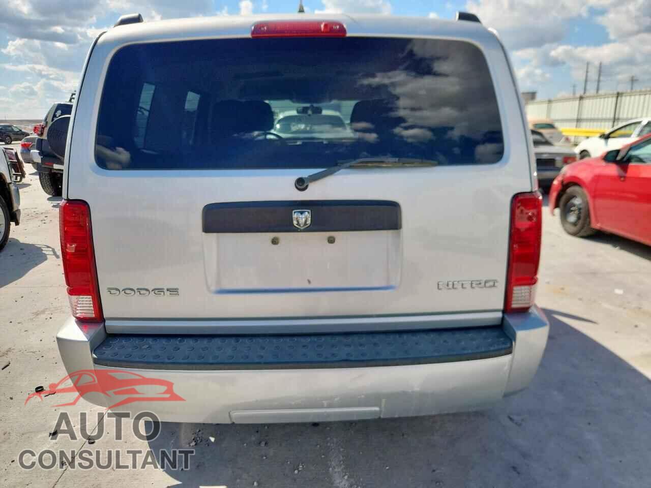 DODGE NITRO 2011 - 1D4PT4GK7BW589880