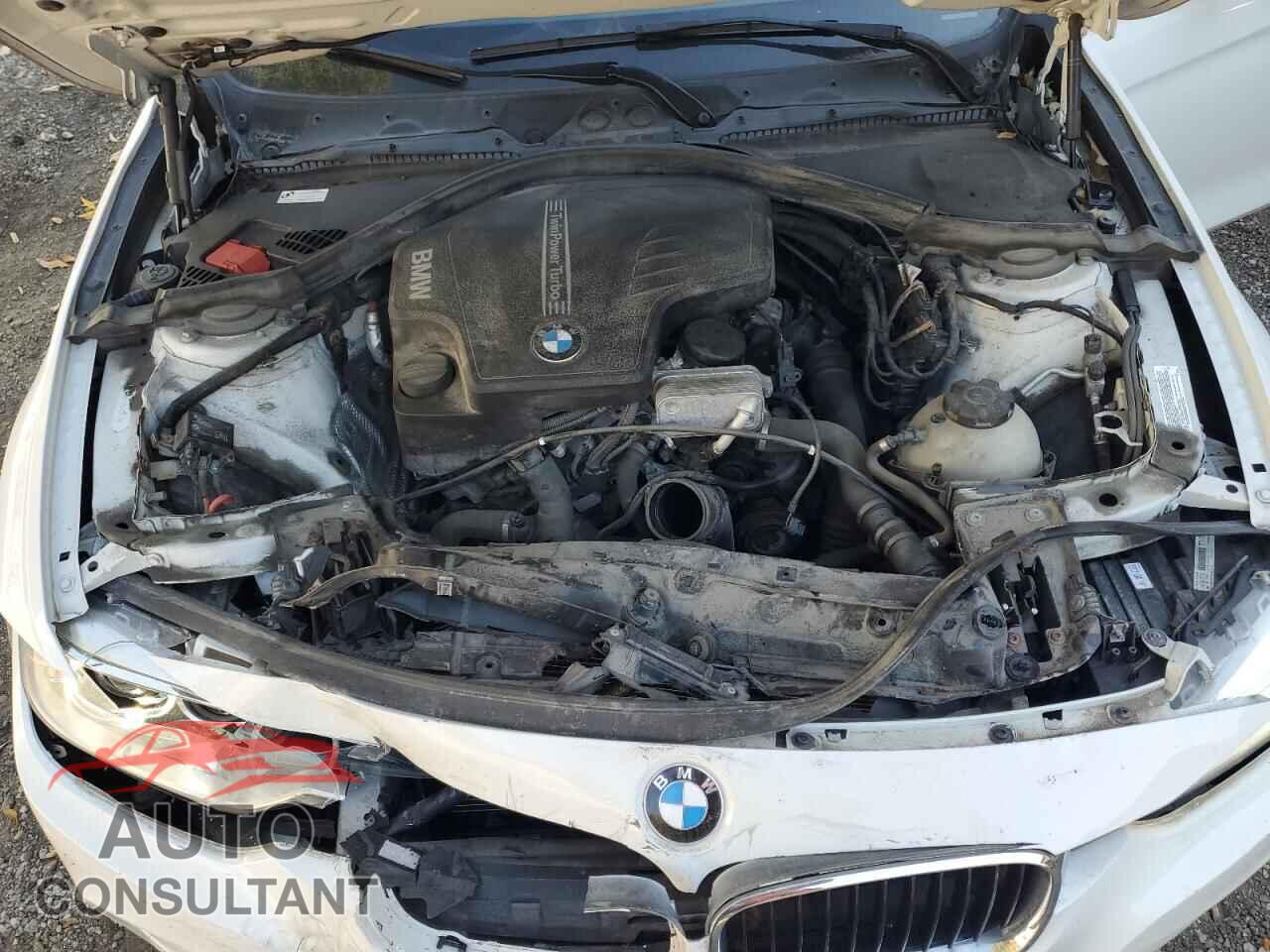 BMW 3 SERIES 2014 - WBA3B3C51EJ979493