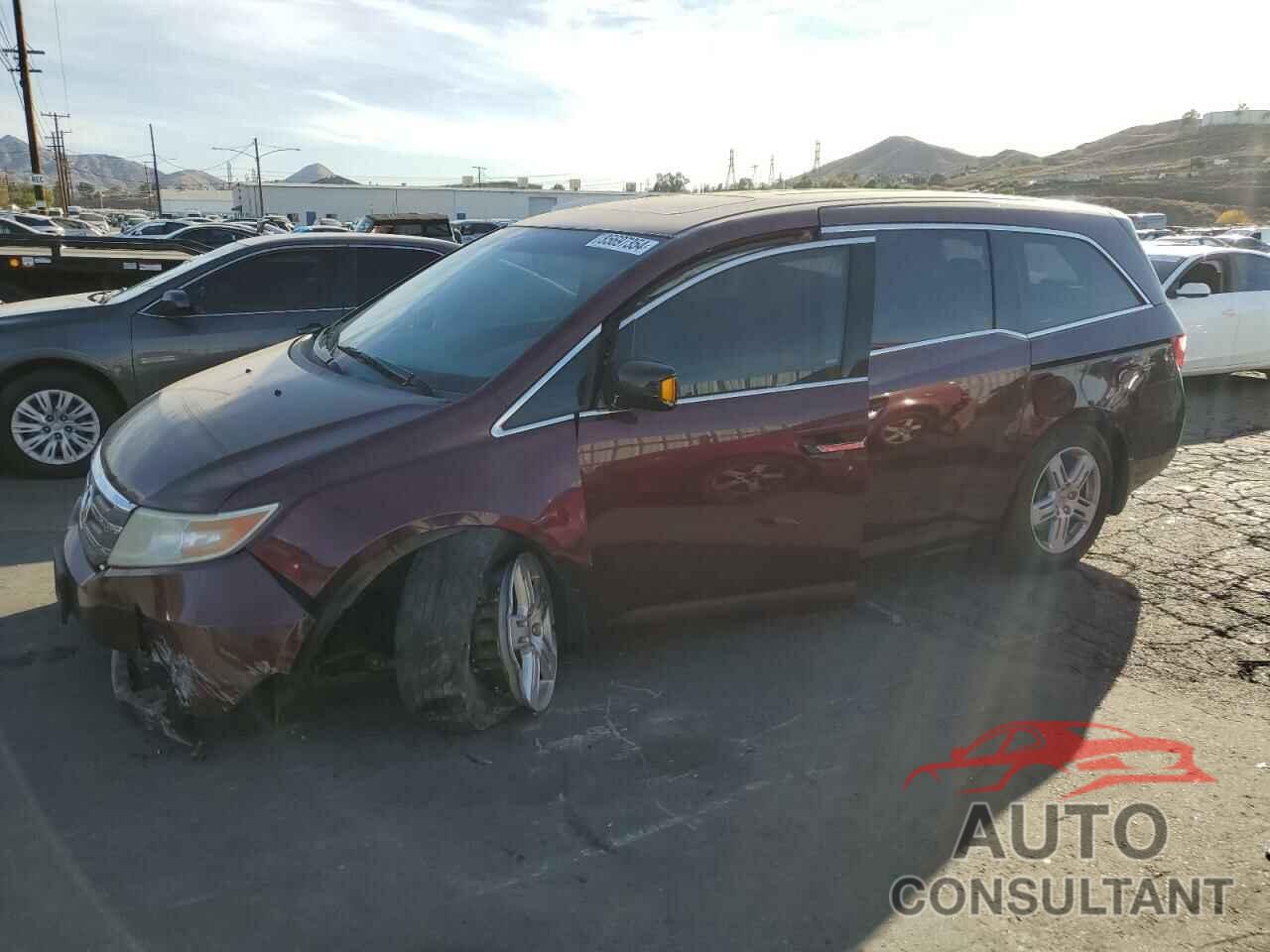 HONDA ODYSSEY 2013 - 5FNRL5H95DB048728