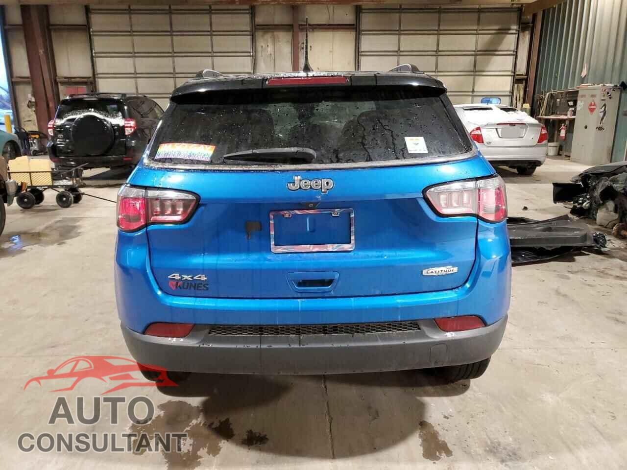JEEP COMPASS 2018 - 3C4NJDBBXJT132180
