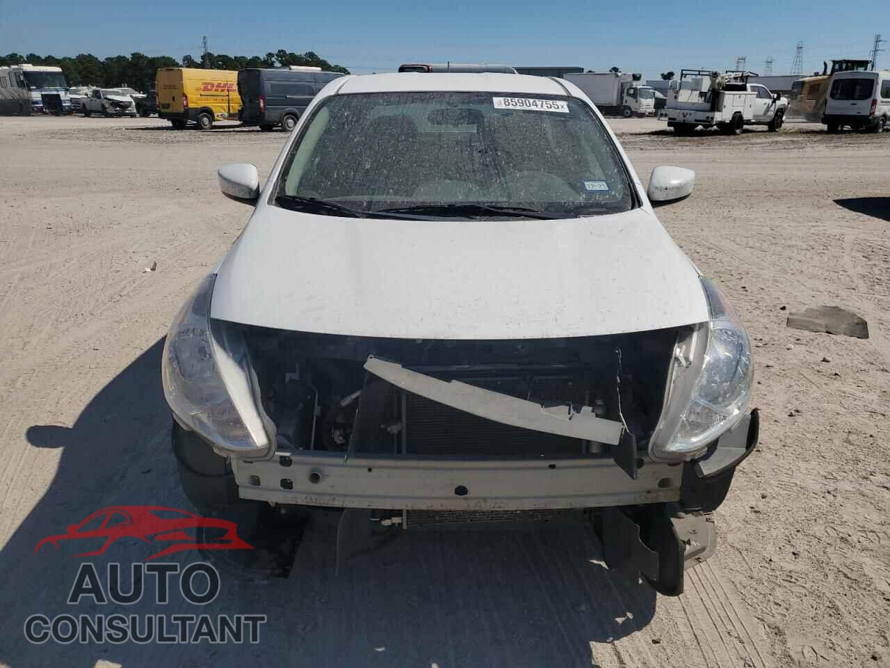 NISSAN VERSA 2019 - 3N1CN7AP3KL831987